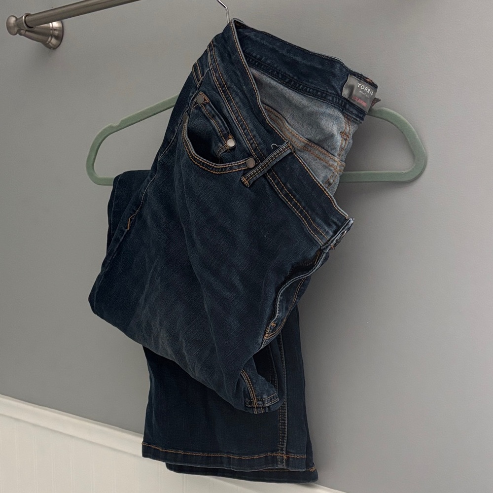 Torrid medium wash jeans